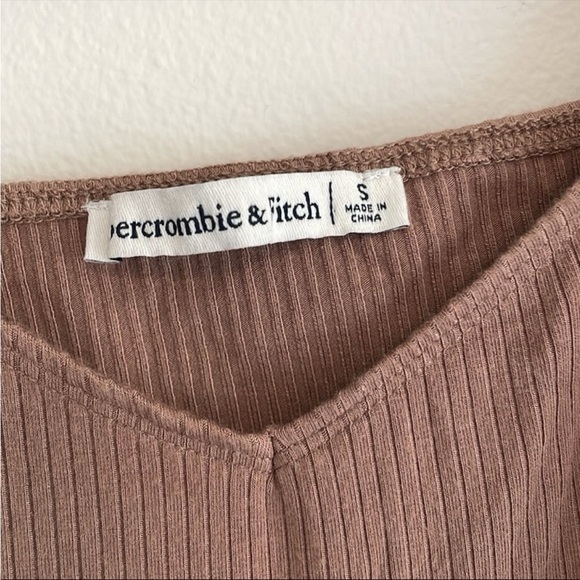 Abercrombie & Fitch Long-Sleeve Mixed Fabric Puff Sleeve Size Small - Picture 3 of 6